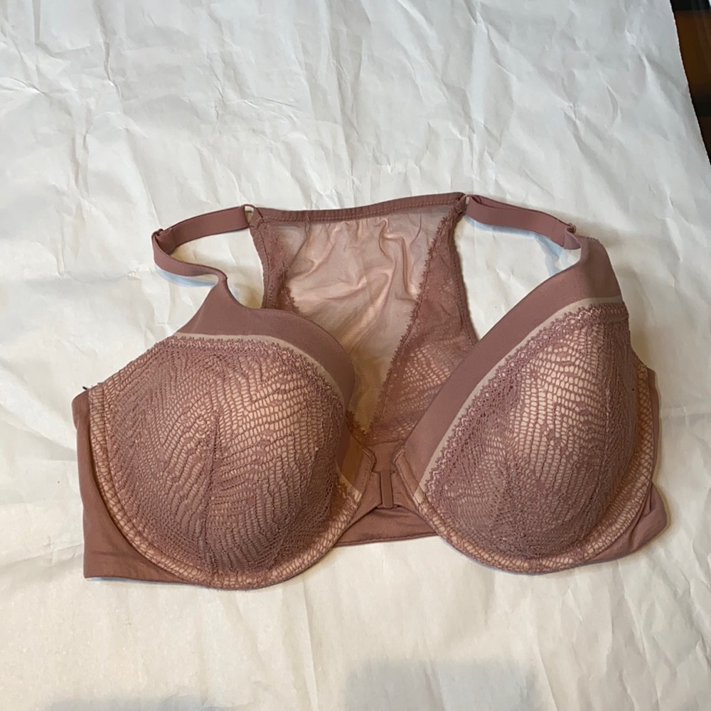 Victoria secret bra size size 38DD
